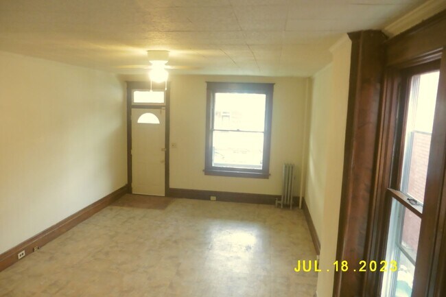 Building Photo - 1910 Bellevue Rd. Harrisburg PA