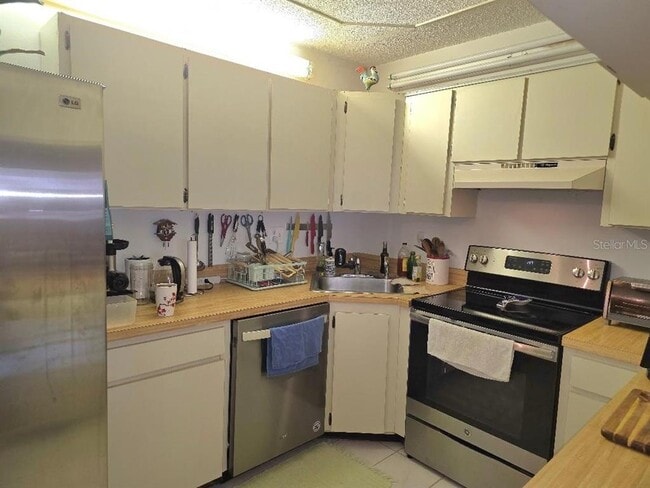 Foto del edificio - 1281 Pine Ridge Cir E