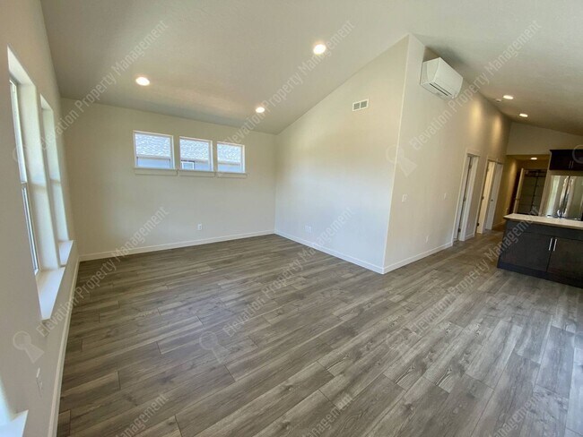 Foto del edificio - NEWER CONSTRUCTION - 2 BR 1BA Hayden Home ...