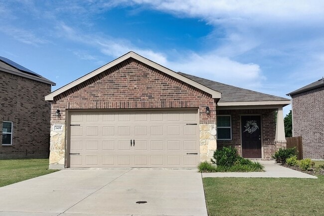 Building Photo - 605 Grenada Lk Dr