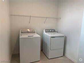 Building Photo - 20610 Hazelnut Ct