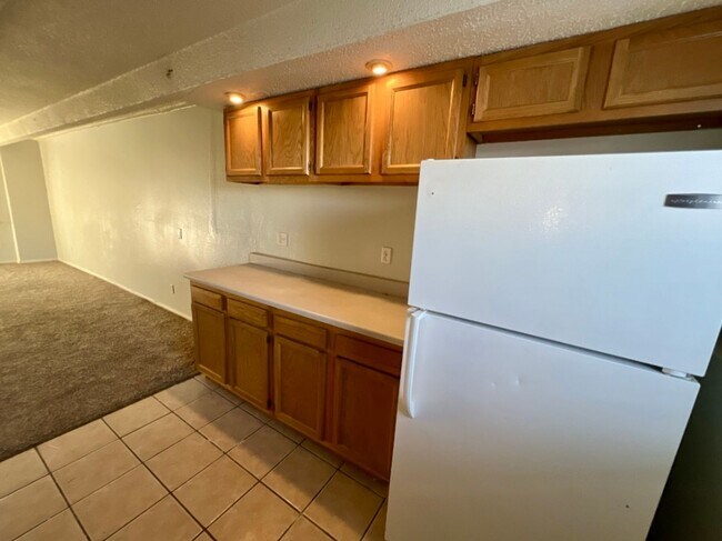 Foto del edificio - Studio Apartment in Denver - Ground Level - Move-In Special