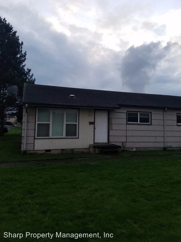 Primary Photo - 255-257 Cypress St