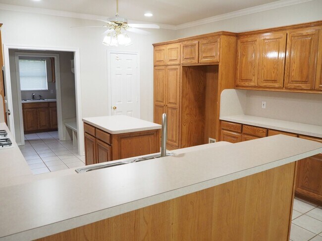 Foto del edificio - 4763 Red Oak Cir