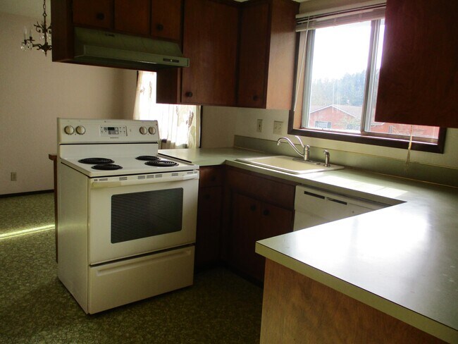 Foto del edificio - 846 Goodpasture Island Rd