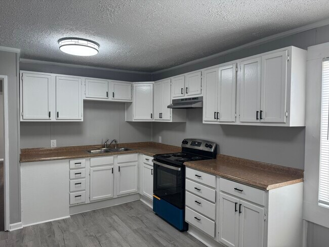 Foto del edificio - 1728 Knowles St