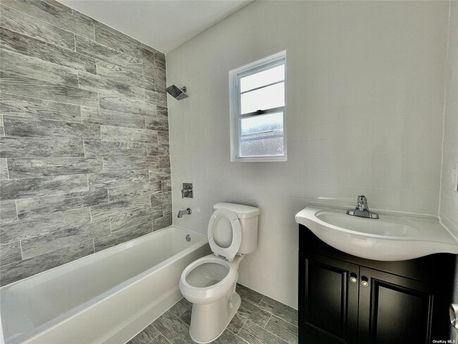 Building Photo - 347 Beach 43rd St