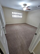 Building Photo - 1809 Saxony Ln