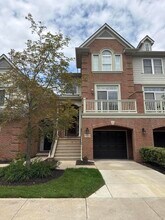 Building Photo - 37572 Newburgh Park Cir