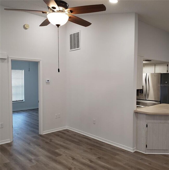 Foto del edificio - 4373 Quintara St