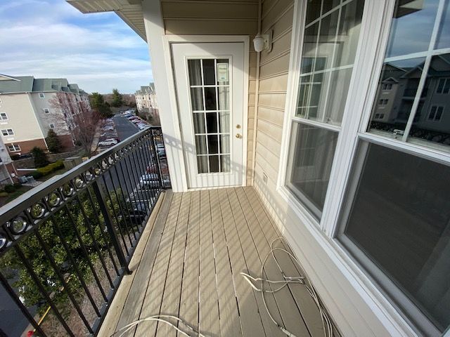 Foto del edificio - 1581 Spring Gate Dr.