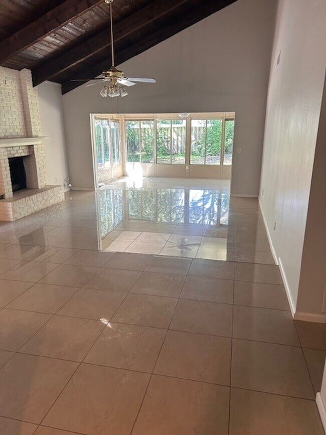 Photo - 3 BR / 2 BATH / 2 CAR GARAGE IN TUSCAWILLA House