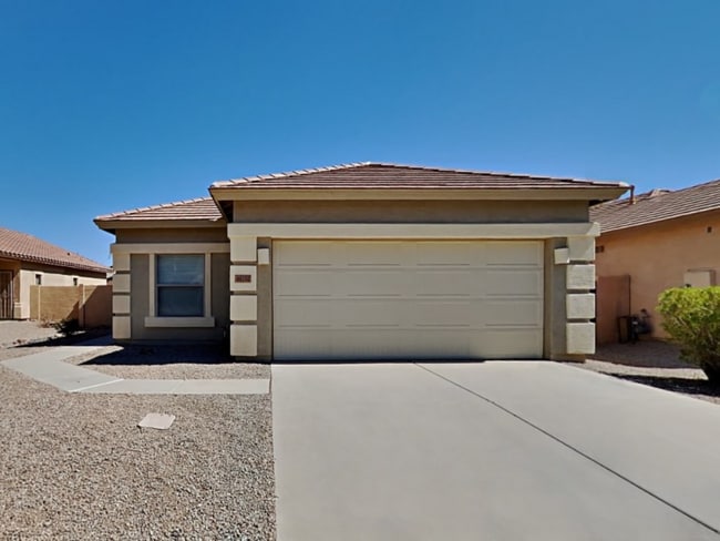 Building Photo - 44220 Caven Dr