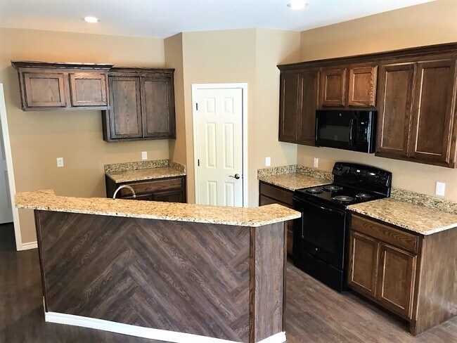 Building Photo - 618 Pecan Ct