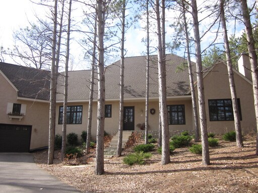 Building Photo - 4320 Trillium Ln W