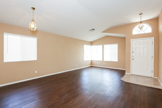 Foto del edificio - 5116 Brookmere Dr