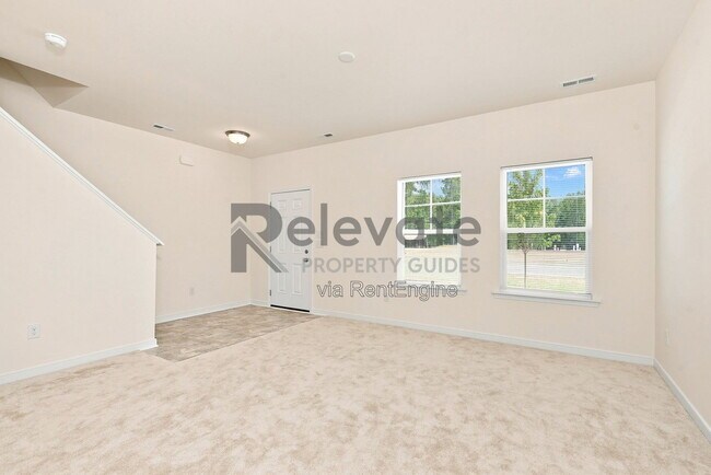 Foto del edificio - 250 Greenpark Rd