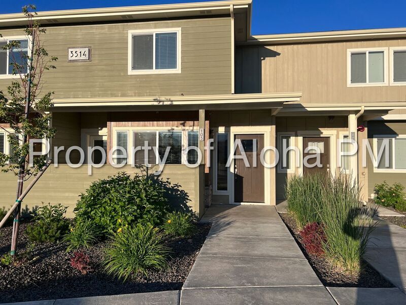 Foto principal - 3514 E Grand Forest Dr