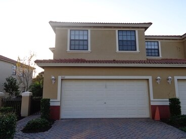 Foto del edificio - 7643 Bristol Cir