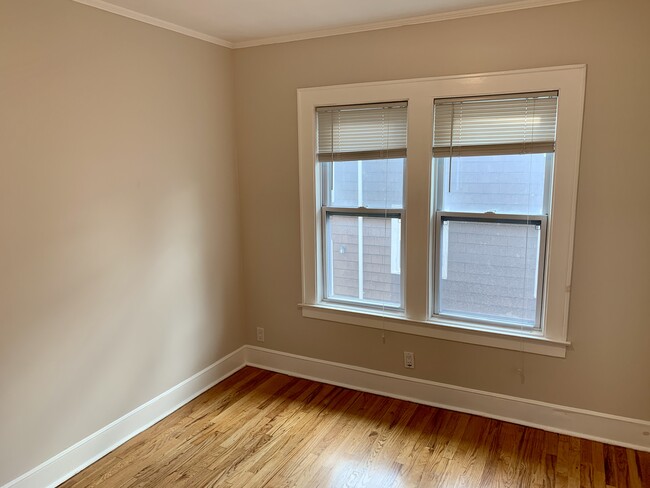 Bedroom 1 - 412 Broad St