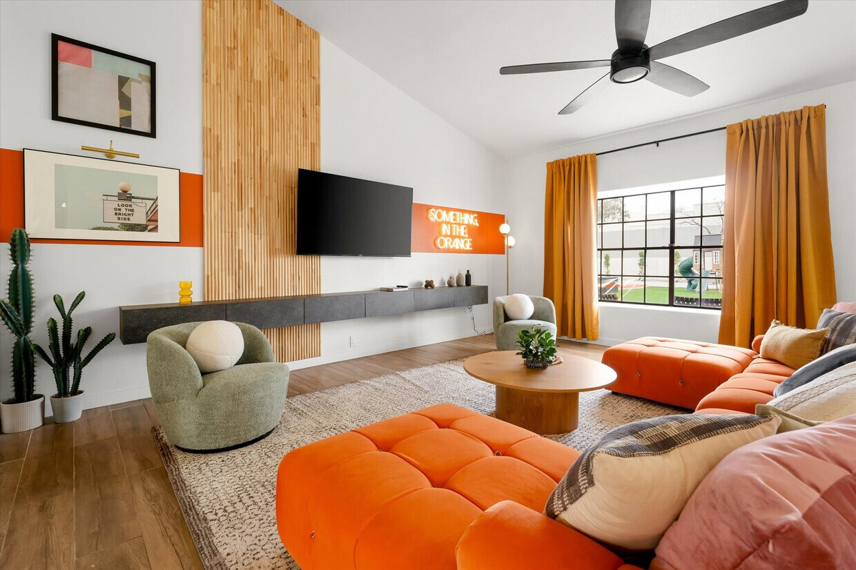 Foto principal - 6625 W Bloomfield Rd