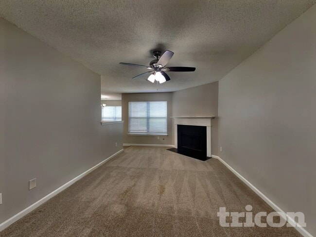 Building Photo - 4529 Persian Ct SW