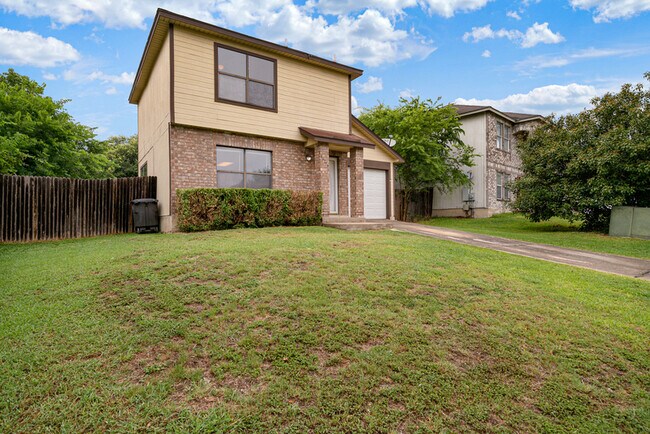 Building Photo - 13476 Villa Camino