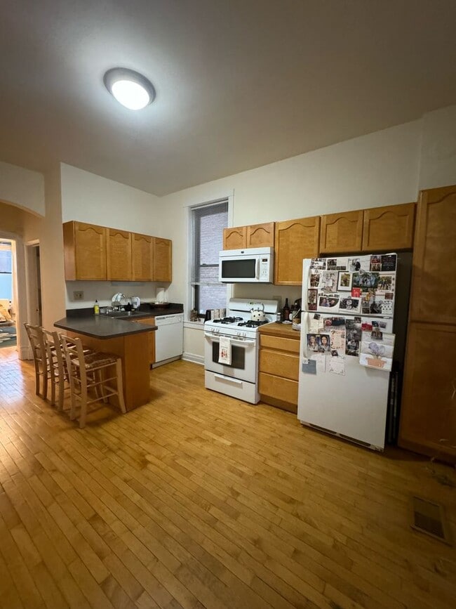 Building Photo - 1508 N Elk Grove Ave