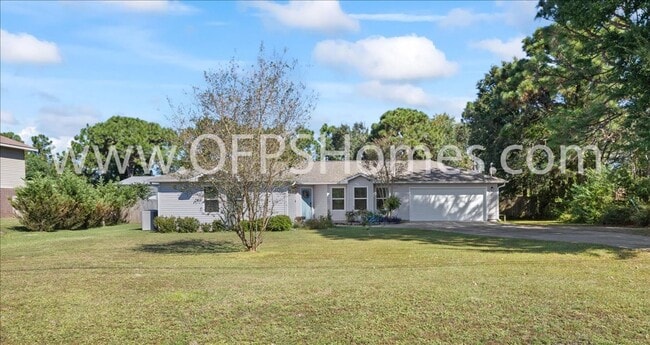 Building Photo - Home in Holley By the Sea