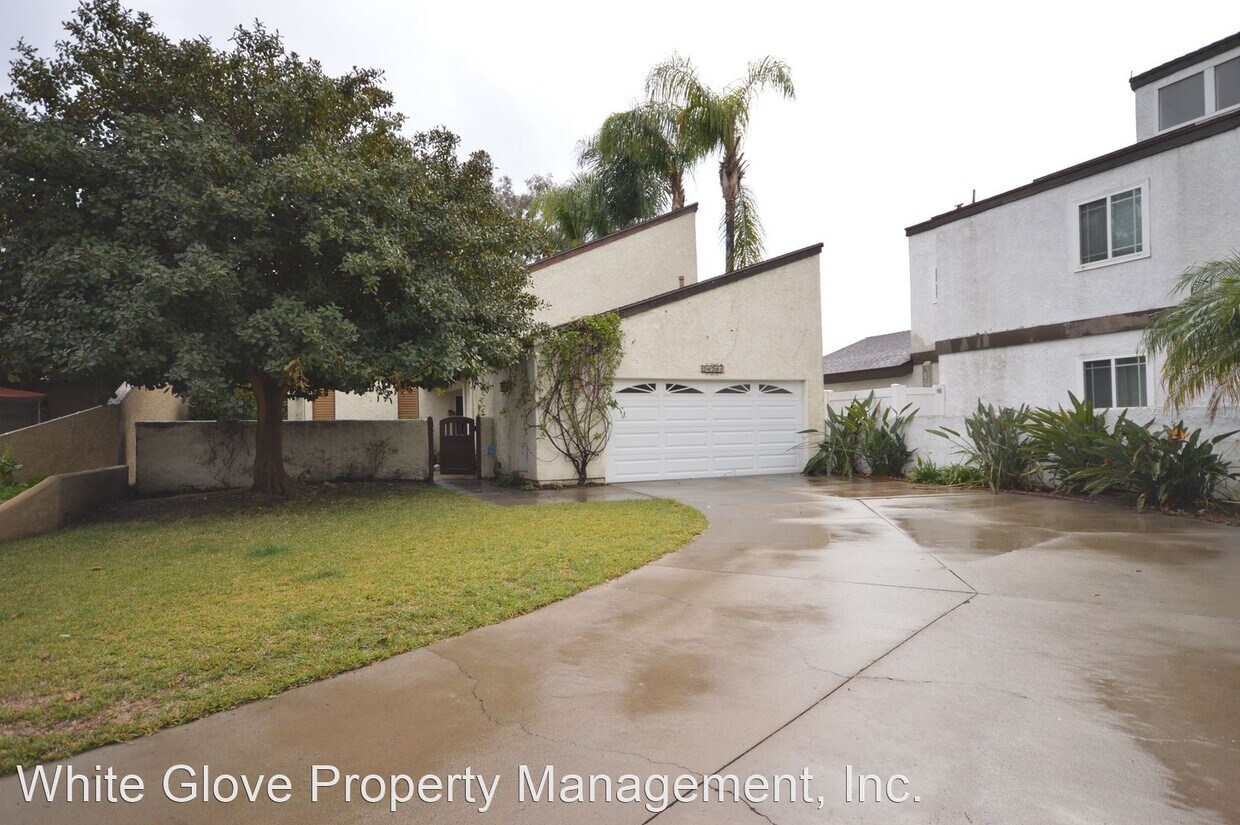 Primary Photo - 5 br, 3 bath House - 24781 Perseus Court