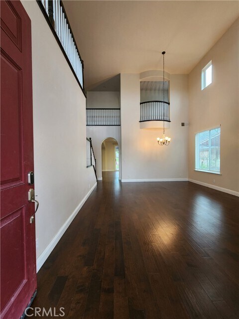 Building Photo - 11058 Malibu Ave