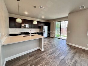 Building Photo - 6226 E Nala Dr