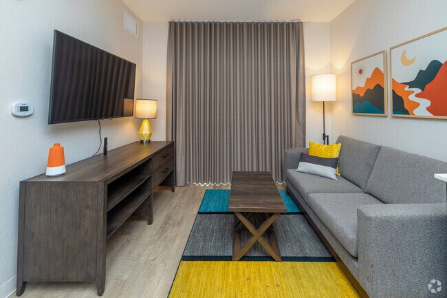 1HAB,1BA - Sala de estar de 550 pies cuadrados - Waterwalk Jacksonville - Deerwood Park