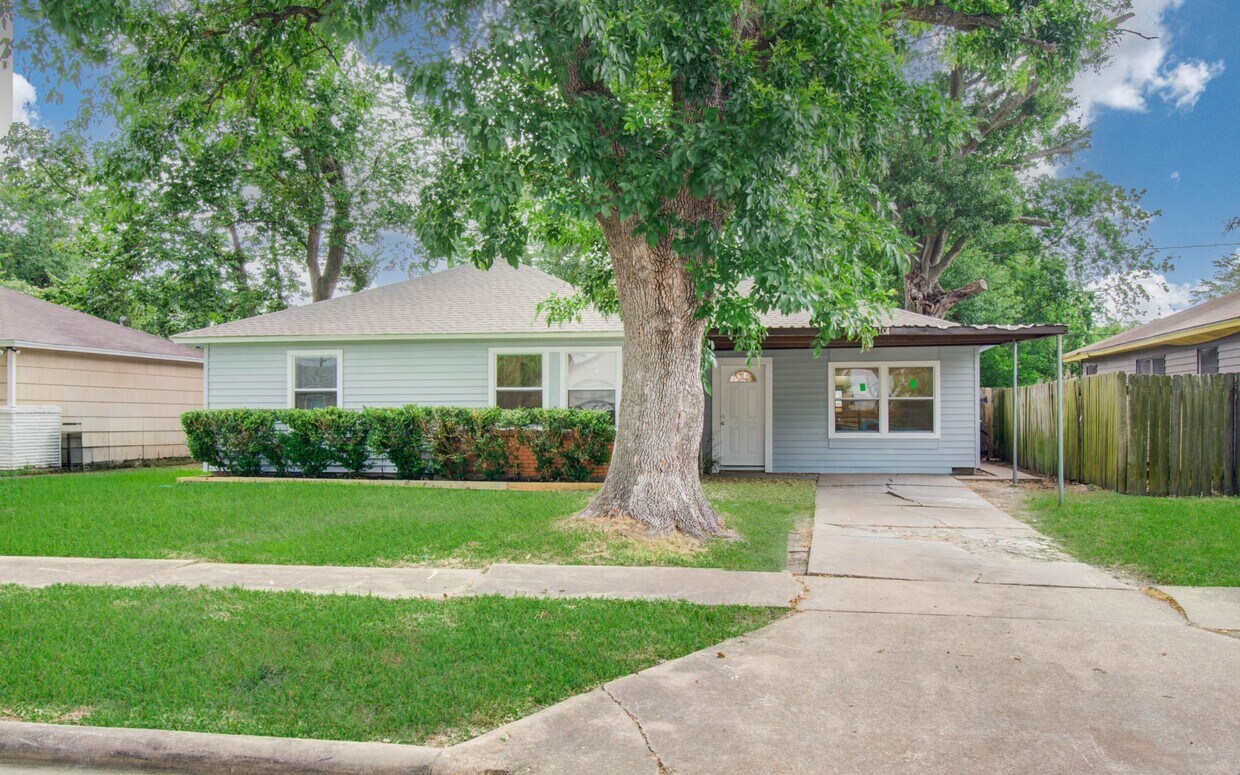 Primary Photo - 6510 Cherrydale Dr