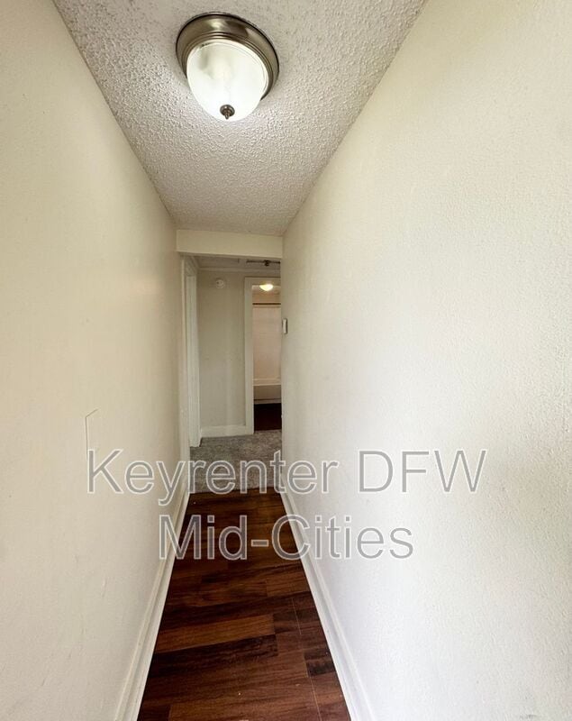 Photo - 313 Worthview Drive House