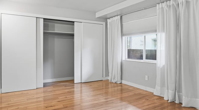 Building Photo - 87 W 300 N