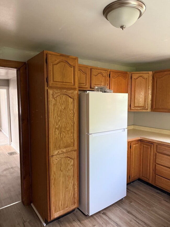 Kitchen - 148 Hutchins St
