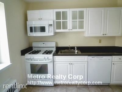 Building Photo - 1 br, 1 bath  - 60 Green St. 3