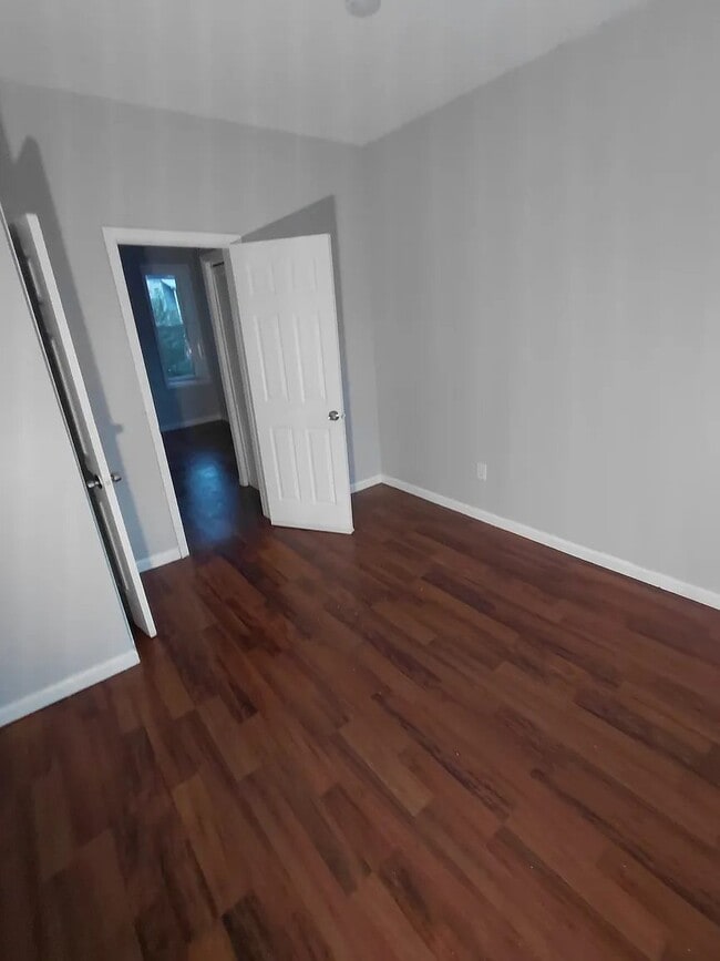 3 Bedrooms at 78 Boylan St #2F, Newark NJ — photo 6