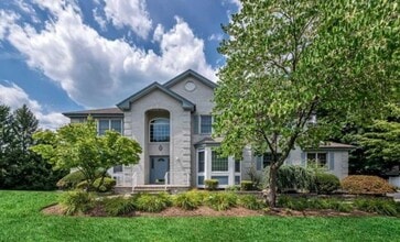 Building Photo - 63 Hollybrook Rd