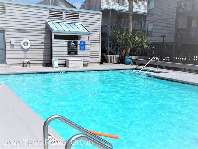 Foto del edificio - 26115 Perdido Beach Blvd