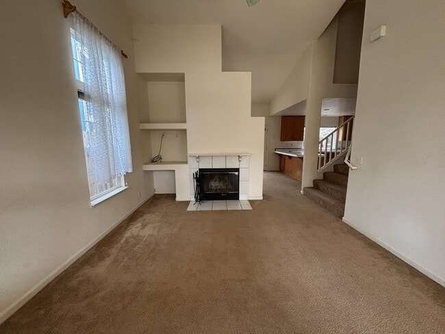 Foto del edificio - 3 Bed 2.5  Bath House in South Davis