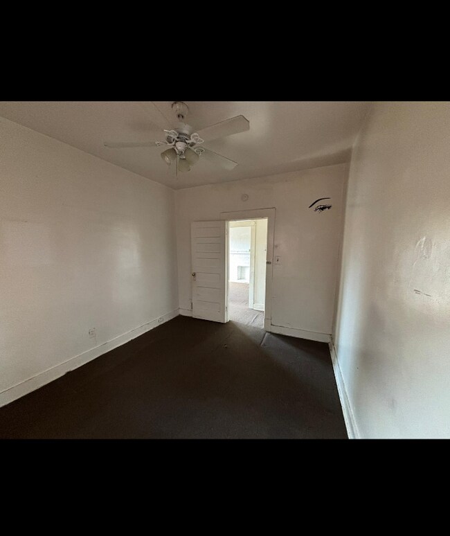 Foto del edificio - 218 Giffin Ave