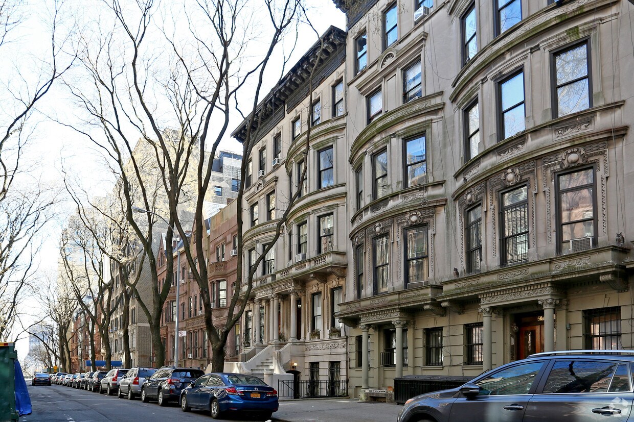 Primary Photo - 46 W 90th St