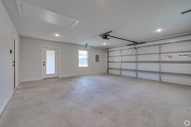 Interior Photo - Maple Park at Riley Farm