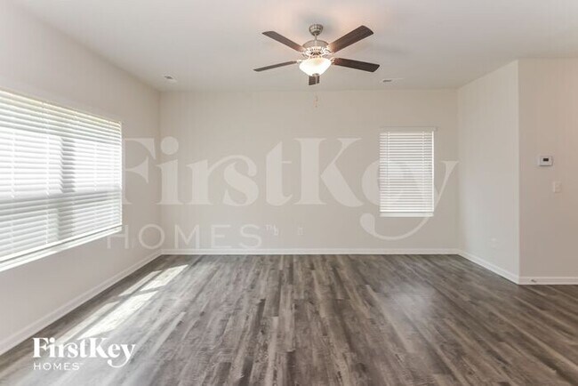 Building Photo - 8216 Williams Farm Dr