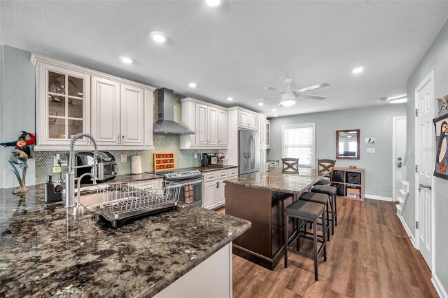 Foto del edificio - 4768 Coquina Key Dr SE