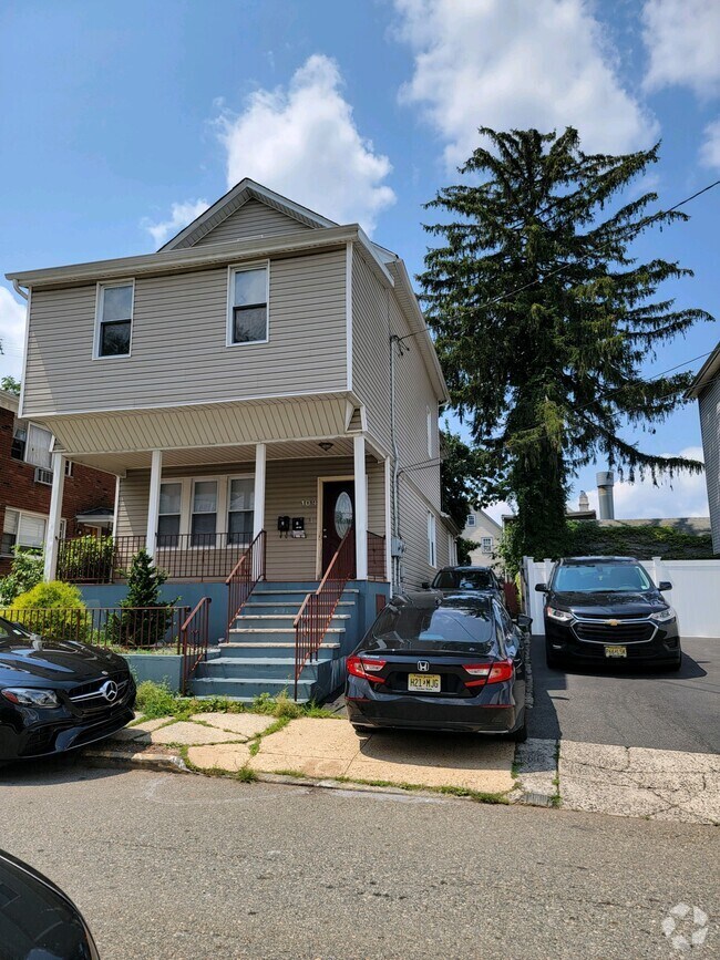 Best Pet Friendly Apartments For Rent In Elizabeth Nj Apartments Com Best Pet Friendly Apartments For Rent In Elizabeth Nj Apartments Com