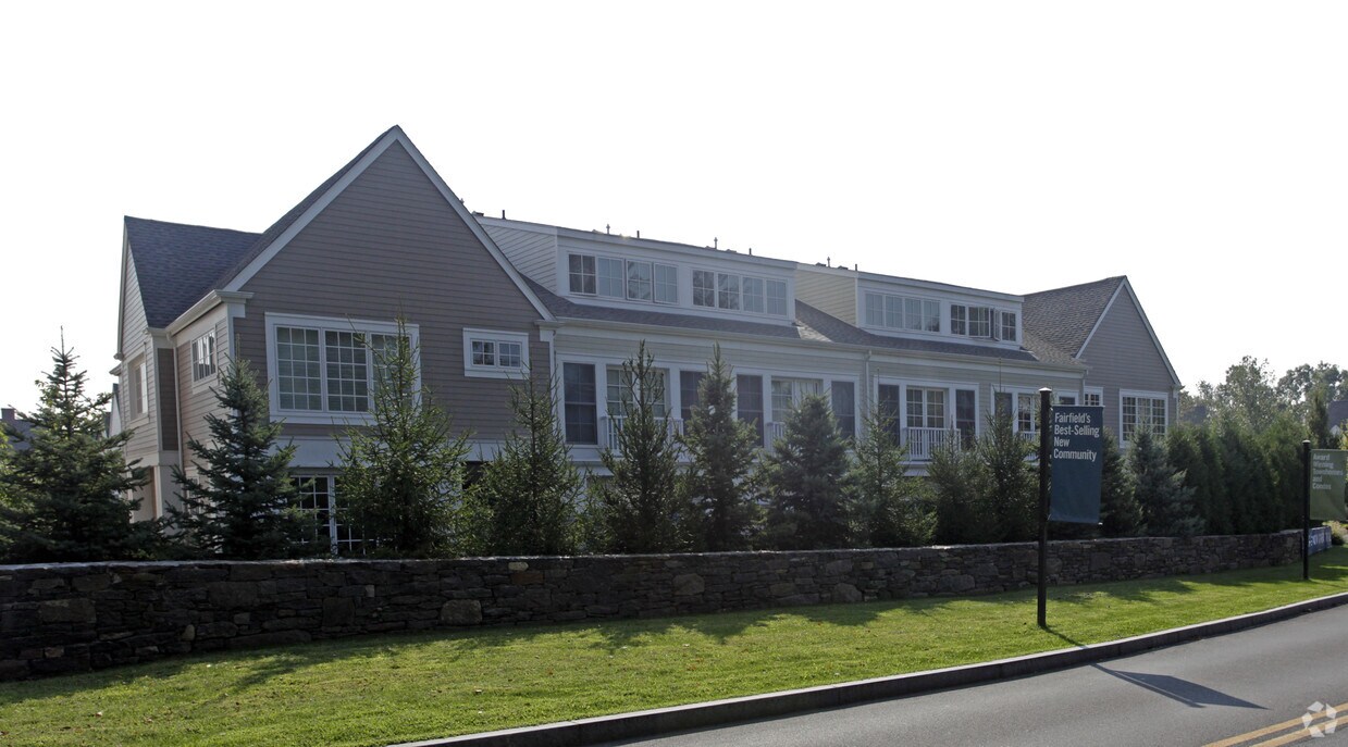 Foto principal - Palmer Hill Homes