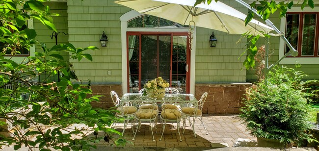 Patio - 6 Chiltern St